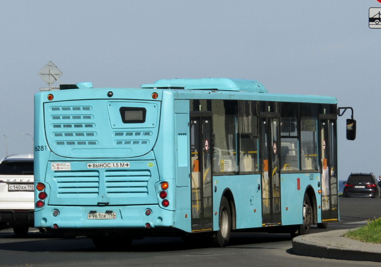 Saint Petersburg, Volgabus-5270.G4 (LNG) # 6281