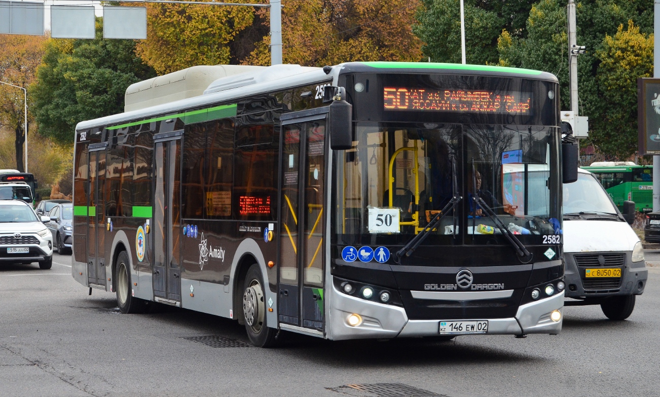 Almaty, Golden Dragon XML6125CN (Hyundai Trans Auto) # 2582