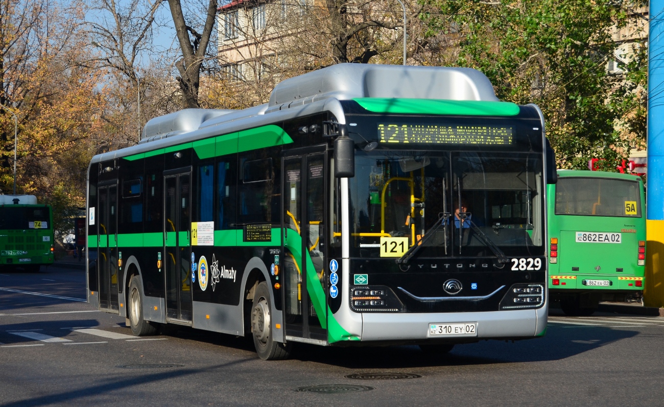 Almaty, Yutong ZK6126HG (QazTehna) # 2829