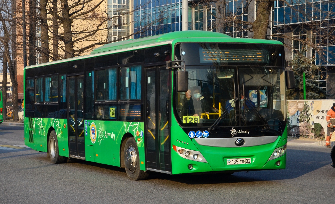 Almaty, Yutong ZK6118HGA (QazTehna) # 135 ER 02
