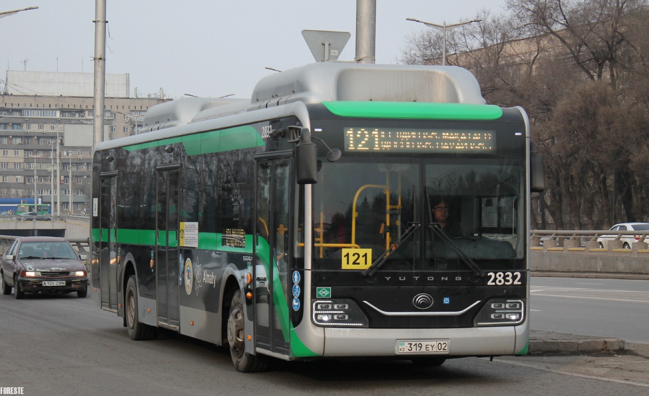 Almaty, Yutong ZK6126HG (QazTehna) # 2832