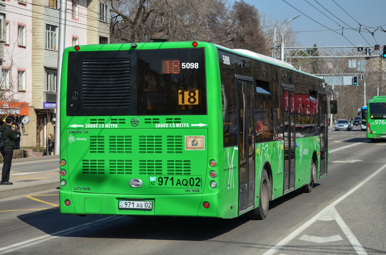 Almaty, Golden Dragon XML6125CR (Hyundai Trans Auto) # 5098