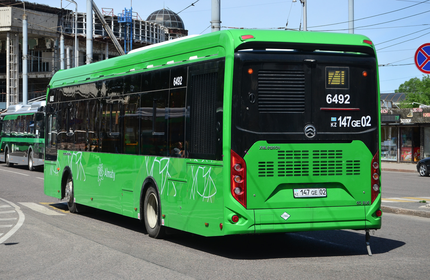 Almaty, Golden Dragon XML6125CN (Hyundai Trans Auto) # 6492