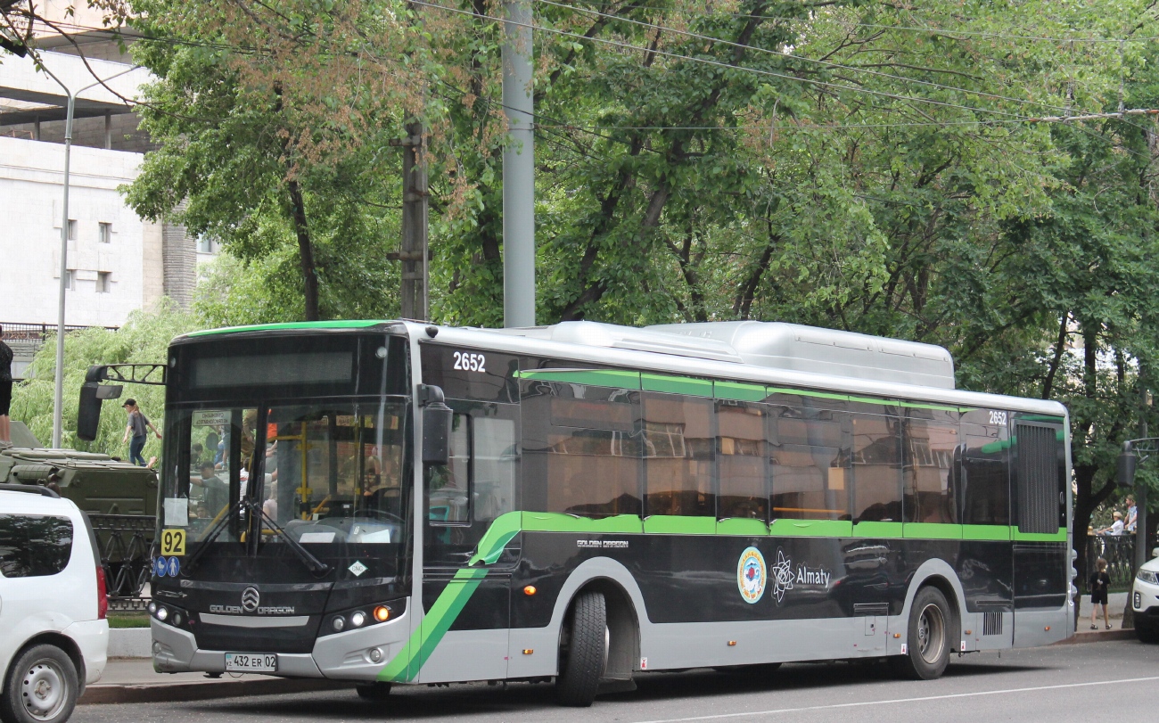 Almaty, Golden Dragon XML6125CN (Hyundai Trans Auto) # 2652