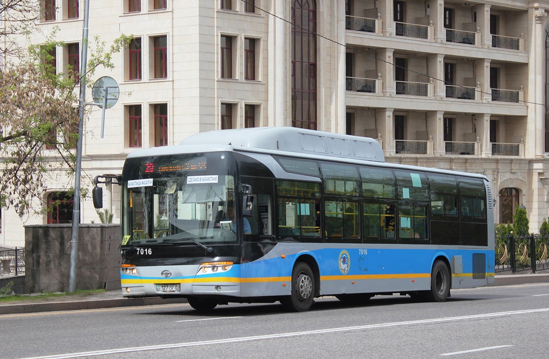 Almaty, Guilin Daewoo GDW6126CNG (SemAZ) Nr. 7016
