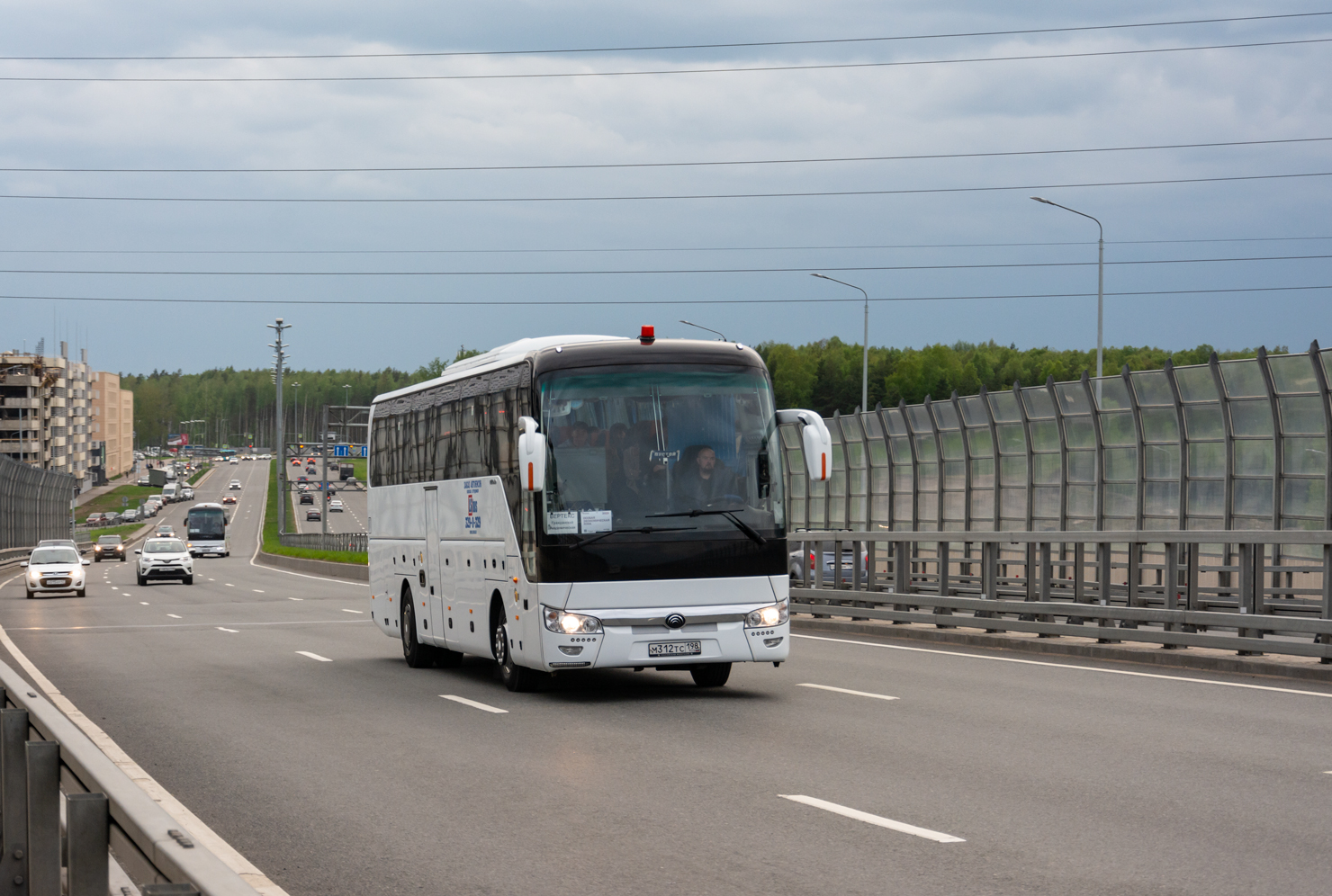 Санкт-Петербург, Yutong ZK6122H9 № М 312 ТС 198