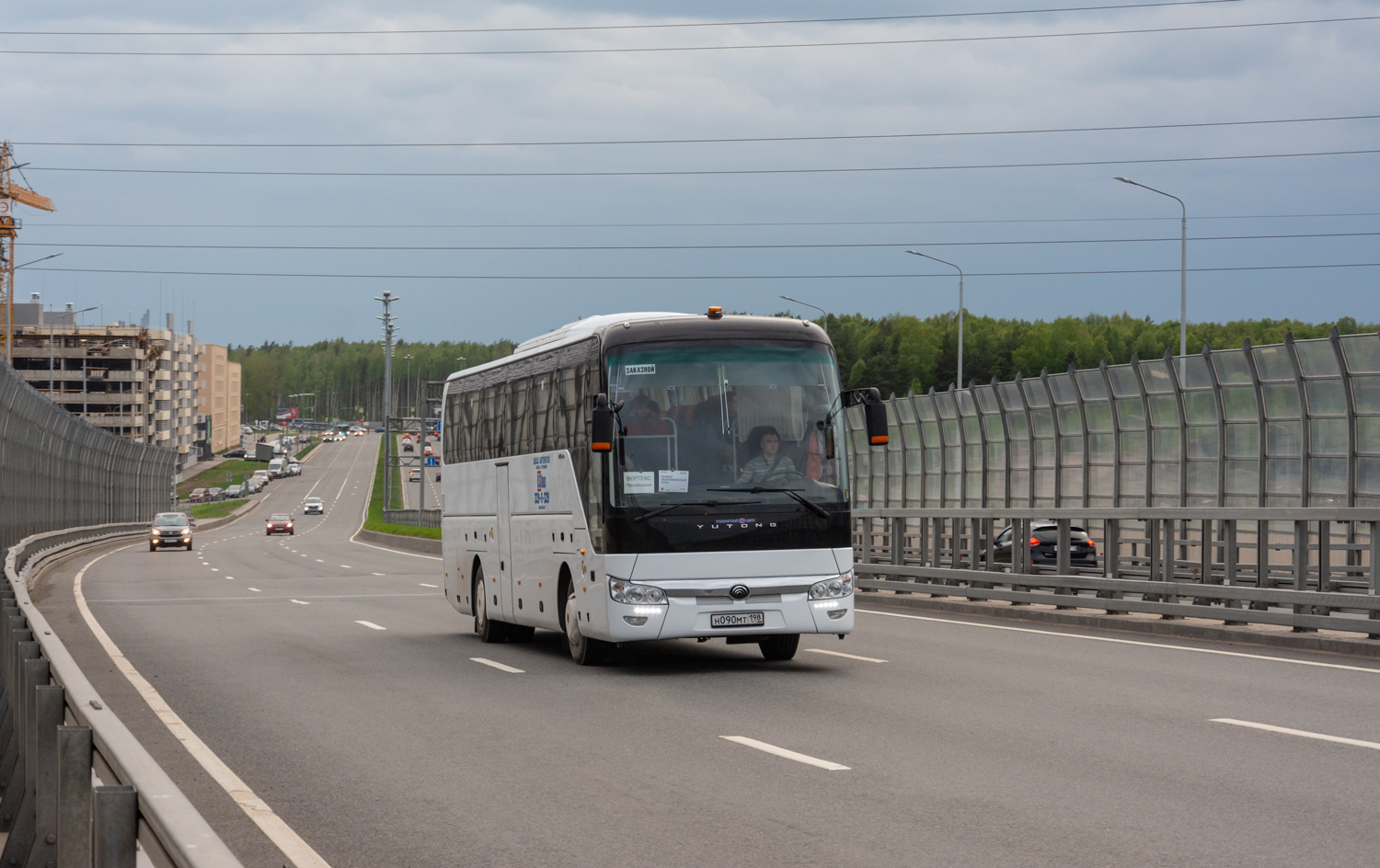 Санкт-Петербург, Yutong ZK6122H9 № Н 090 МТ 198