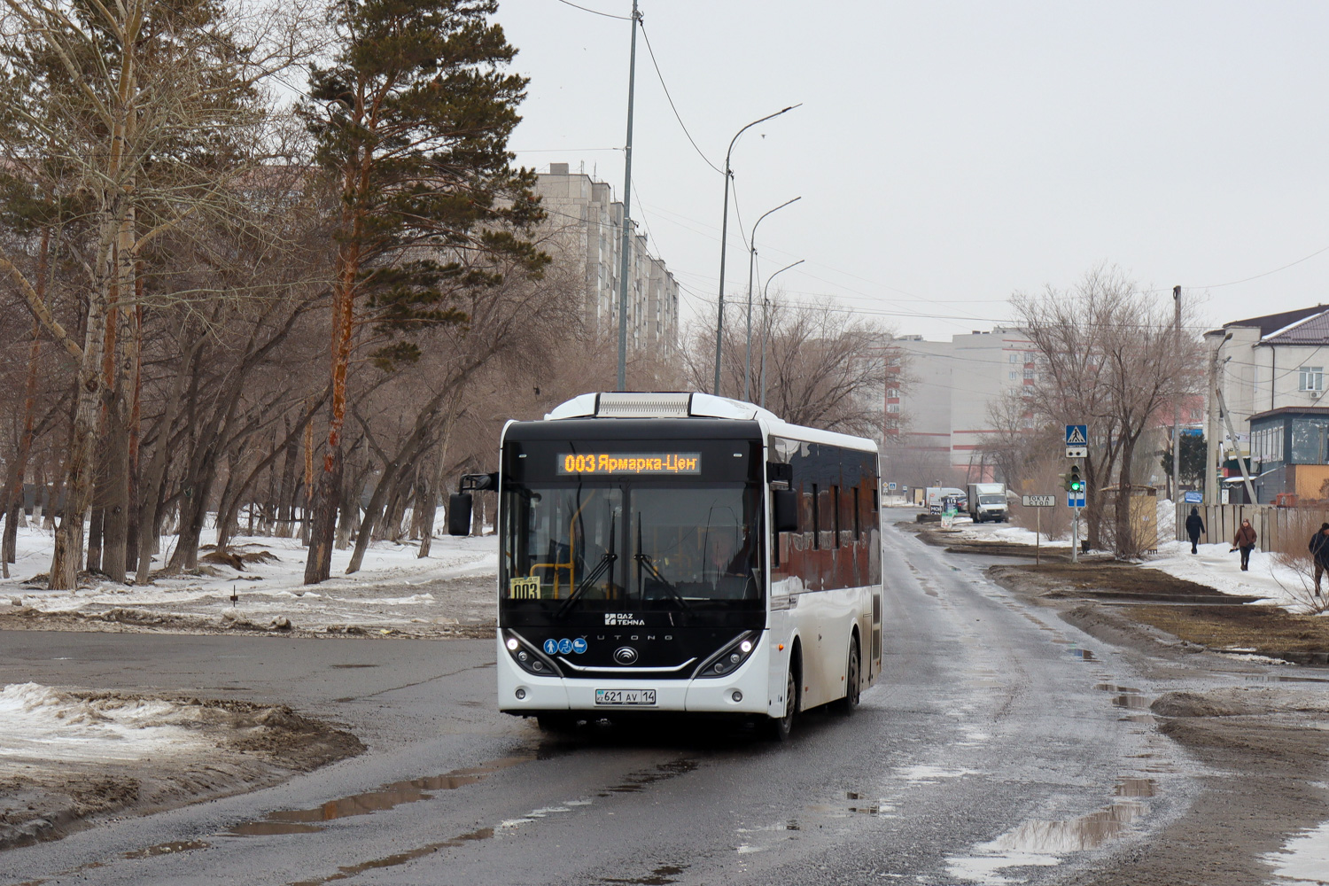 Pavlodar, Yutong ZK6890HGQ (QazTehna) # 621 AV 14