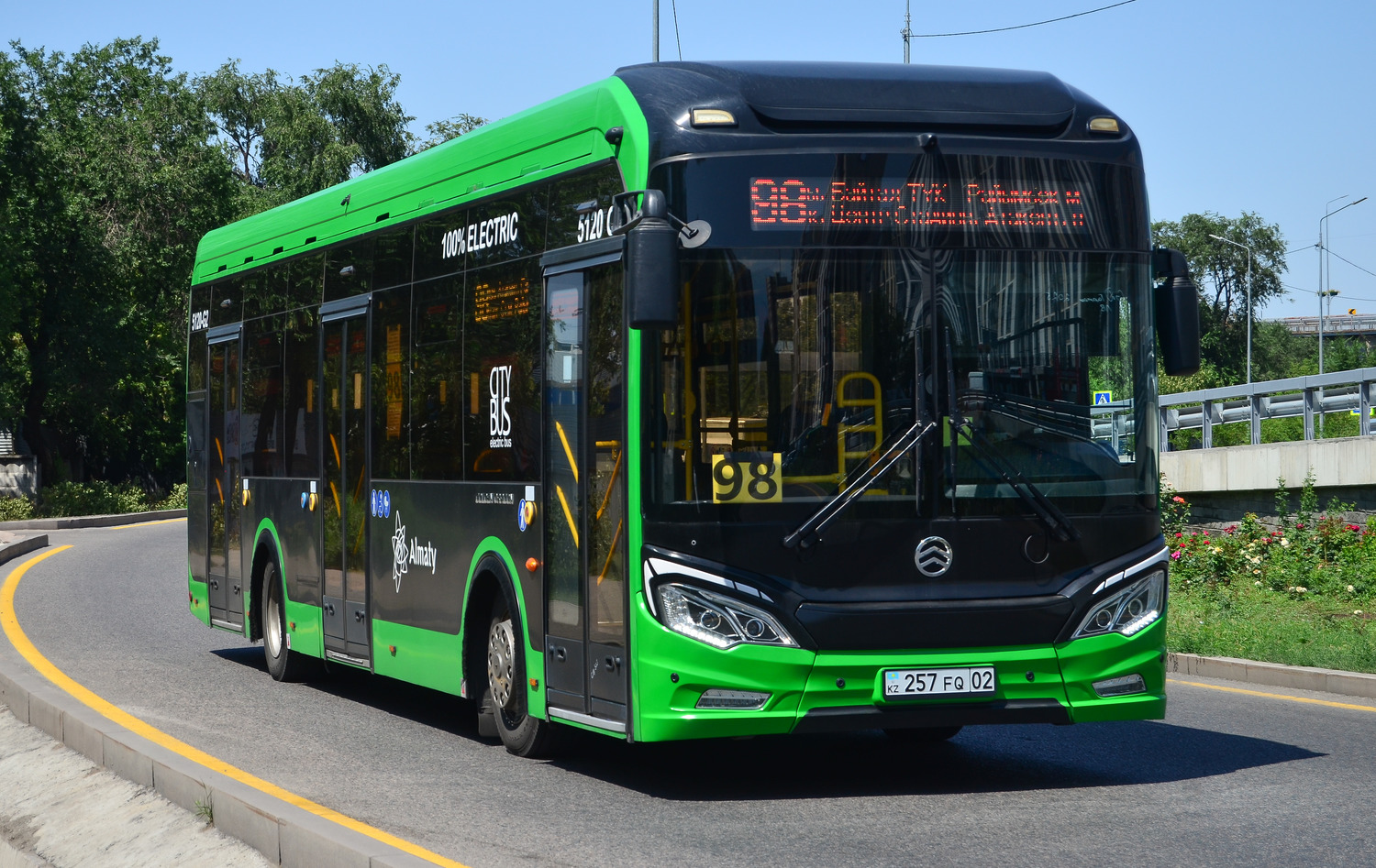 Алматы, Golden Dragon XML6125CE (Hyundai Trans Auto) № 5120-G2