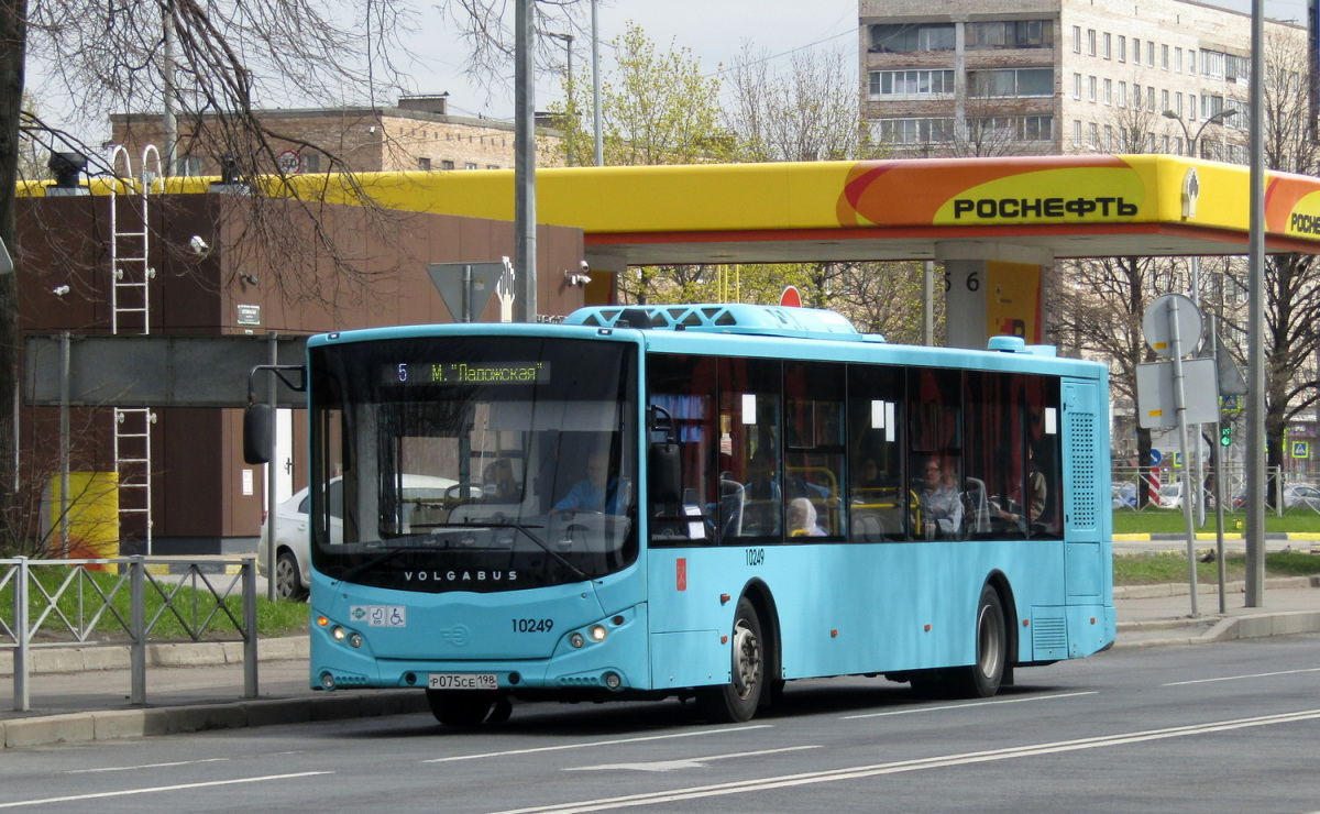 Saint Petersburg, Volgabus-5270.G4 (LNG) # 10249