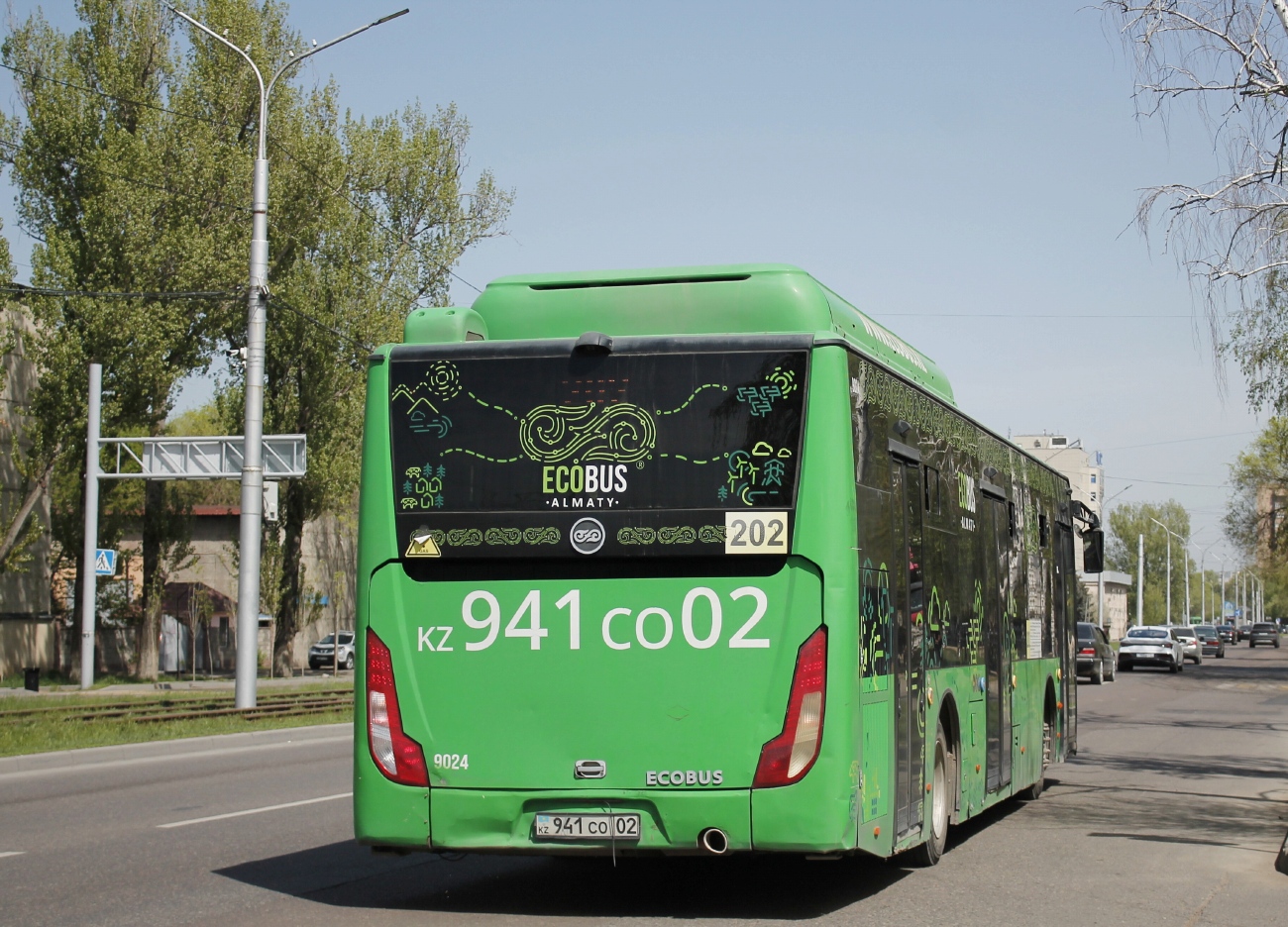 Almaty, Foton BJ6123C6CTD-A1 # 9024