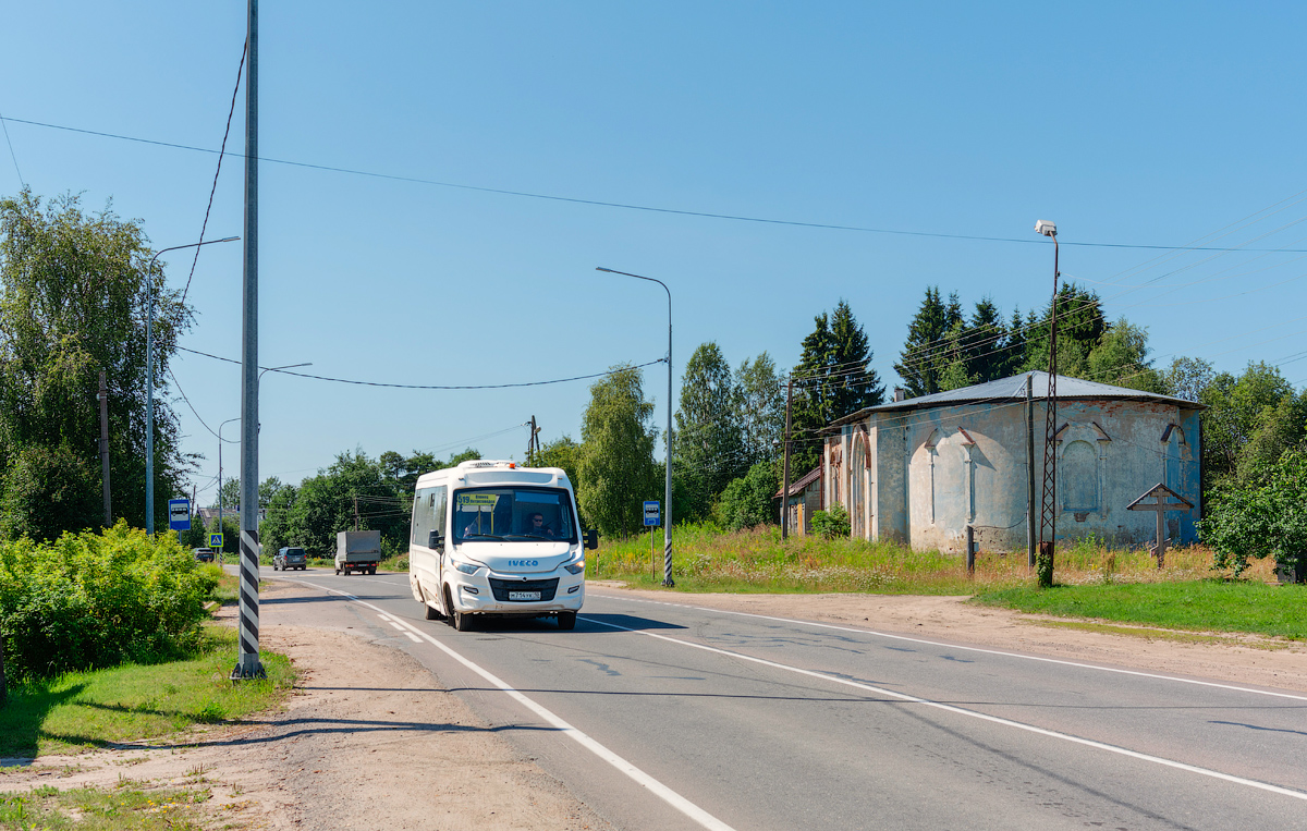 Olonets, Nizhegorodets-VSN900 (IVECO) # М 714 УК 10