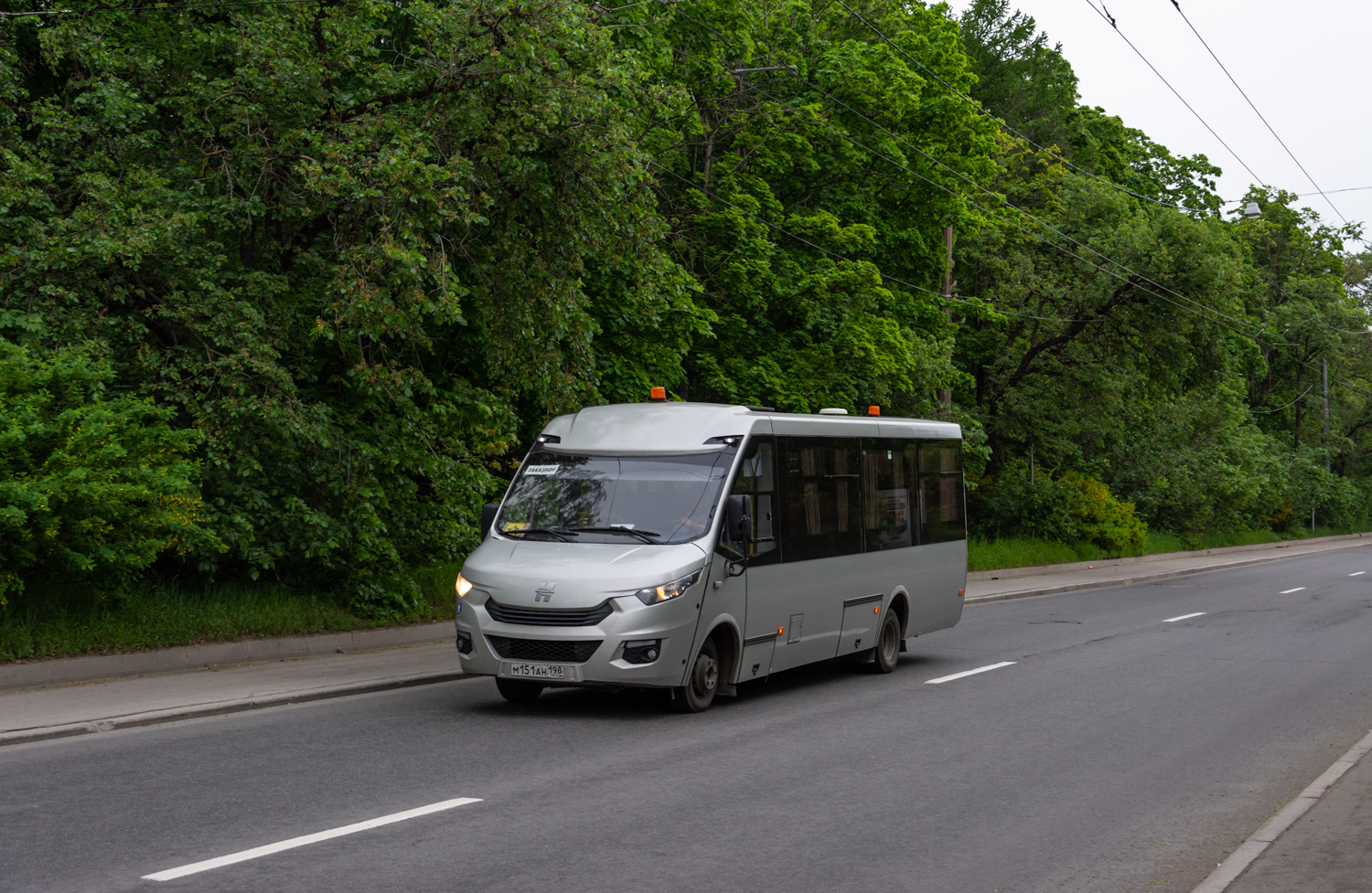 Санкт-Пецярбург, Неман-420224-511 № М 151 АН 198