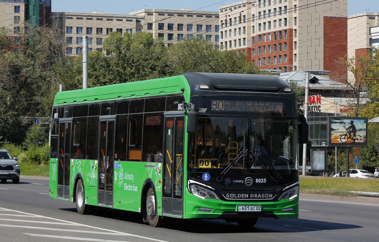 Almaty, Golden Dragon XML6125CE (Hyundai Trans Auto) # 8025