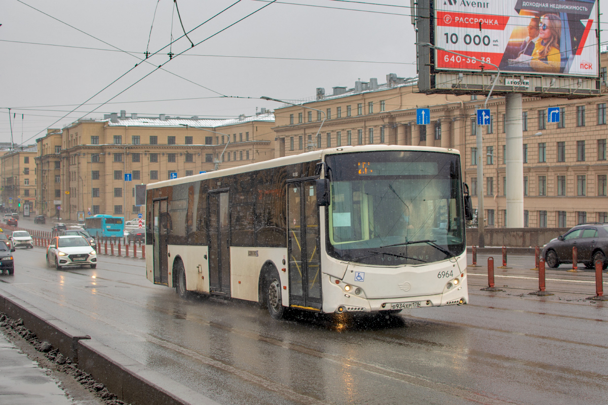 Saint Petersburg, Volgabus-5270.00 # 6964