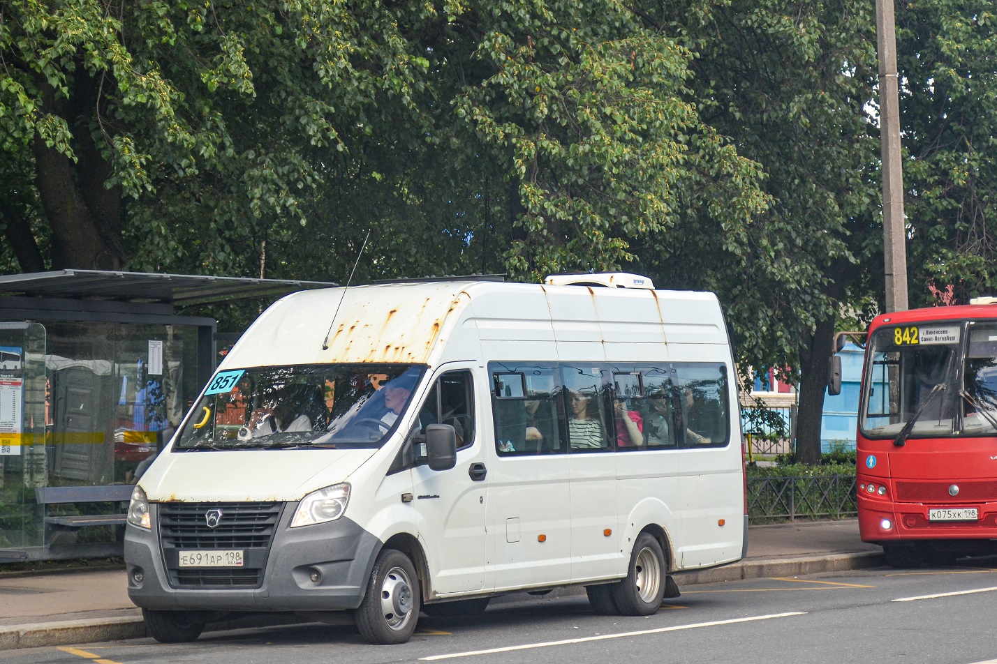 Slantsy, GAZ-A65R52 Next Nr. Е 691 АР 198