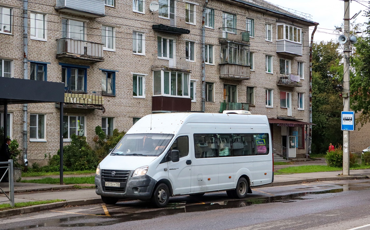 Volosovo, GAZ-A65R52 Next # В 572 ХУ 198