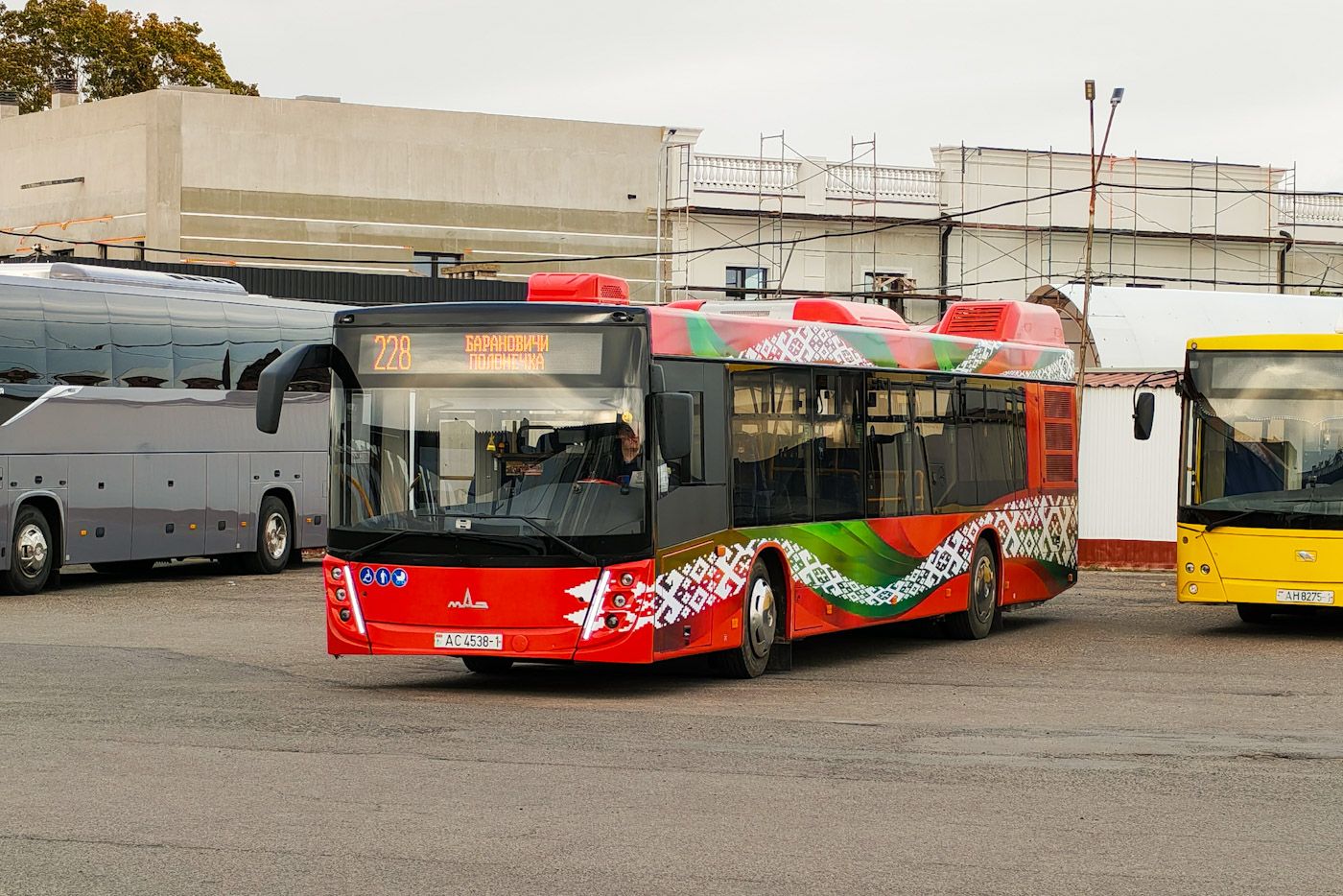 Baranavichy, MAZ-203.147 # 21800