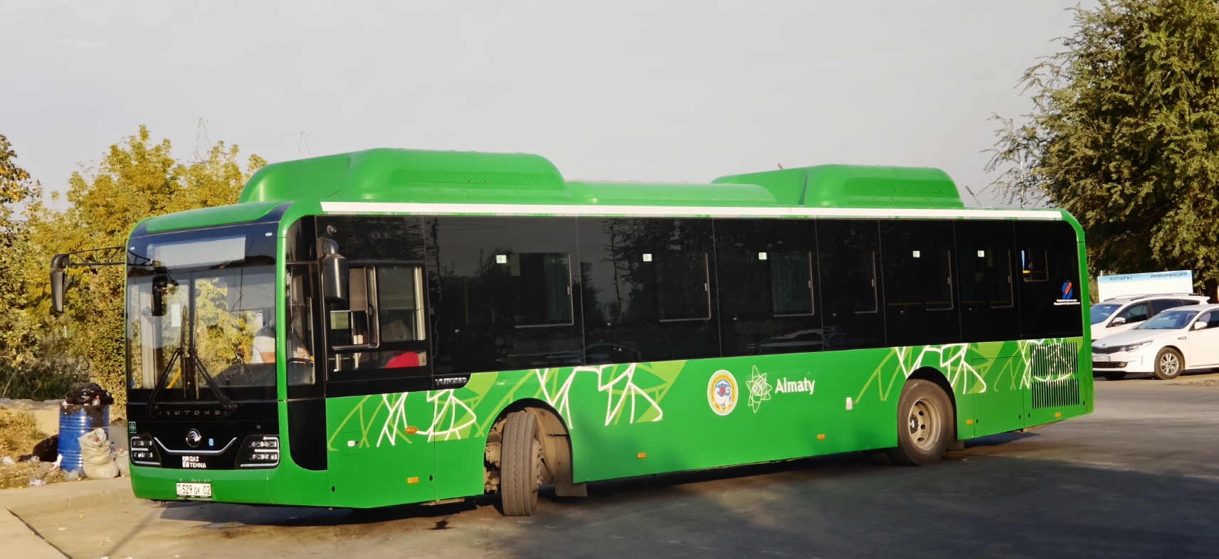 Almaty, Yutong ZK6126HG (QazTehna) # 529 GK 02