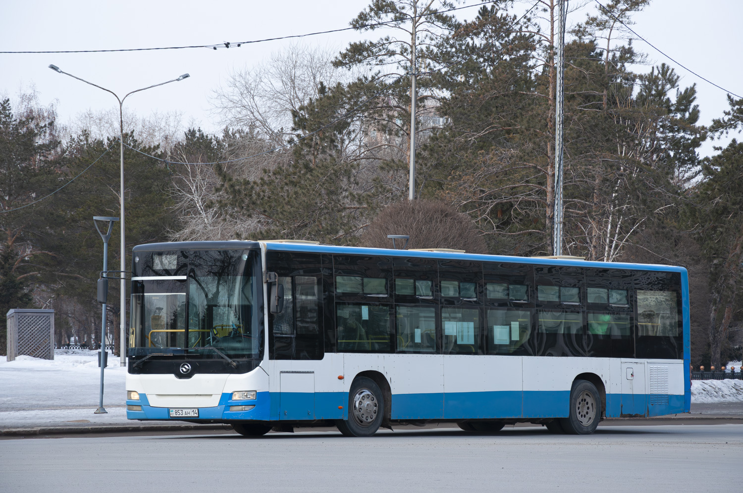 Pavlodar, Huanghai DD6129S15 No. 853 AH 14