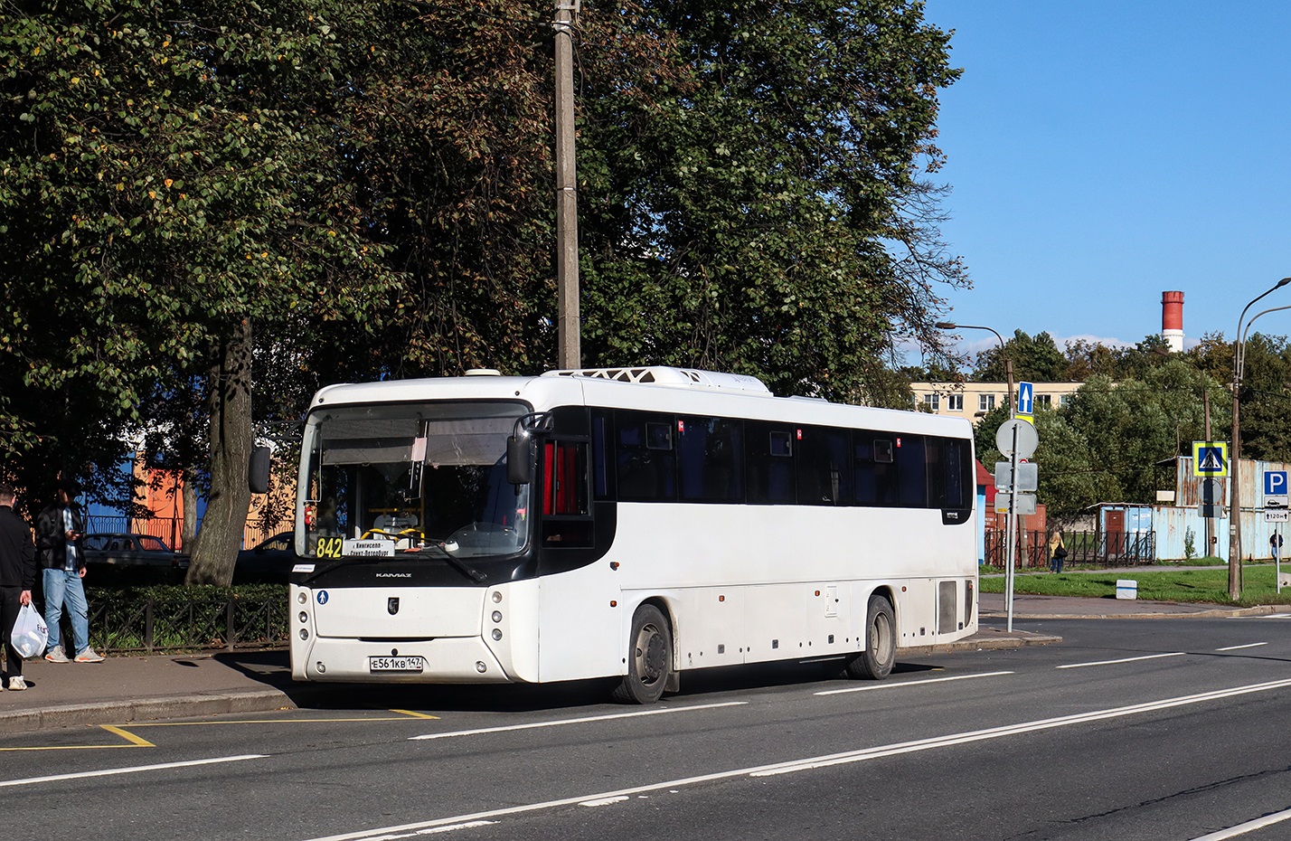 Kingisepp, NefAZ-5299-17-52 Nr. Е 561 КВ 147