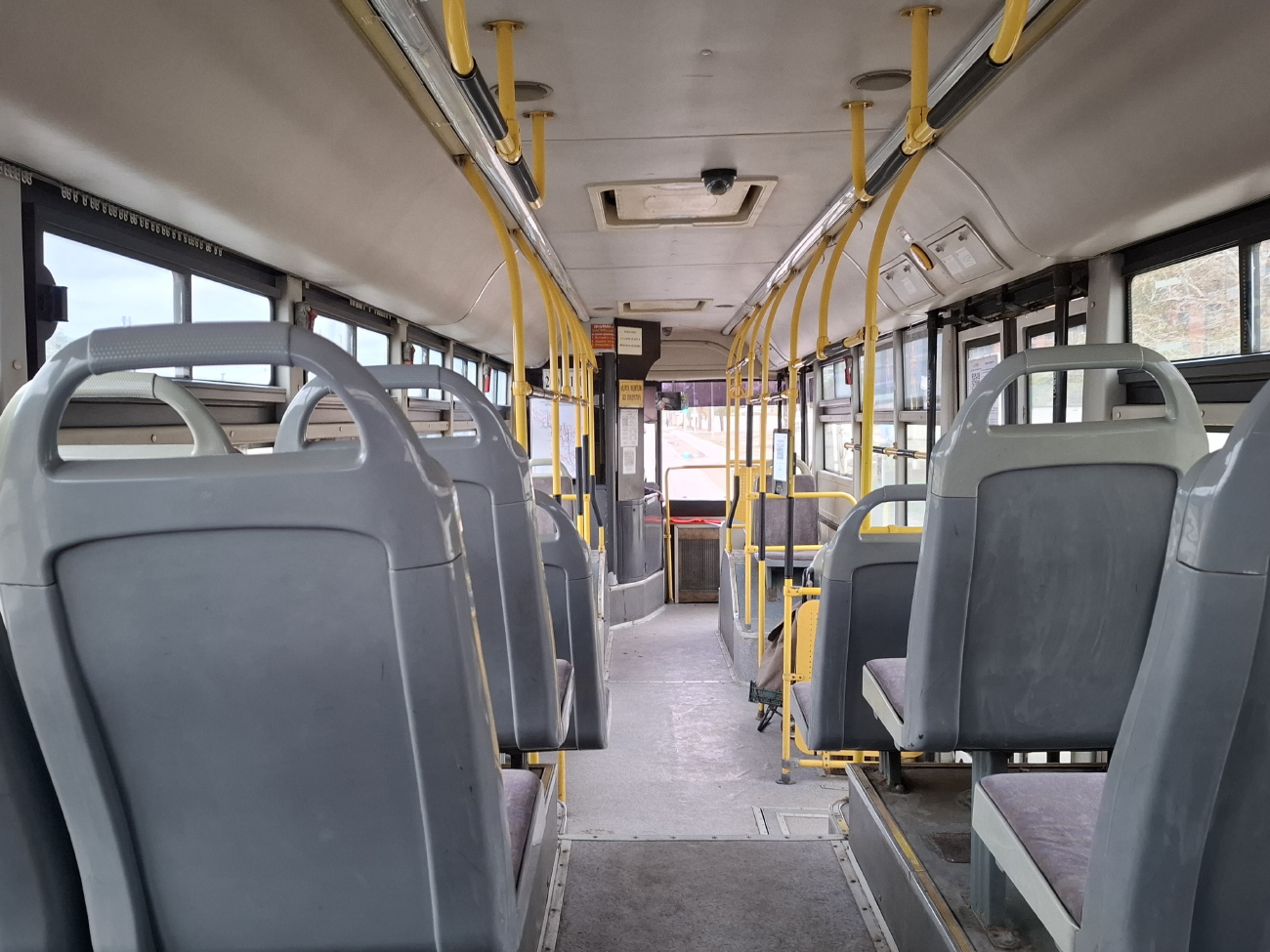 Pavlodar, Huanghai DD6129S15 # 818 AA 14