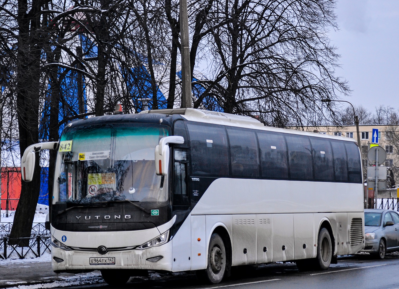 Kingisepp, Yutong ZK6127HNQ No. Е 964 ТХ 147