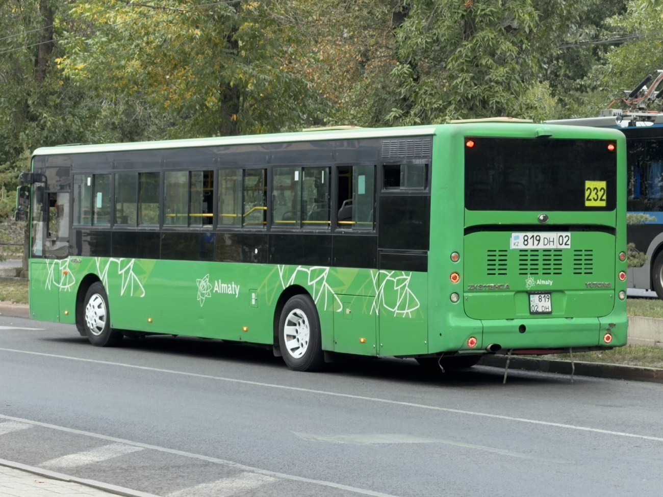 Almaty, Yutong ZK6118HGA (SaryarkaAvtoProm) # 819 DH 02